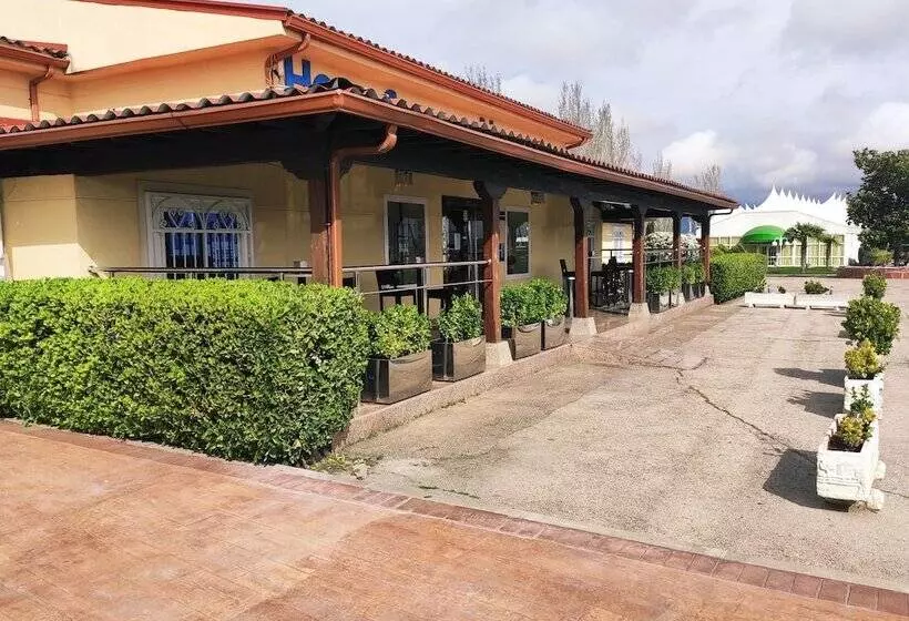 Fotos del hotel Ciudad De Navalcarnero:  18