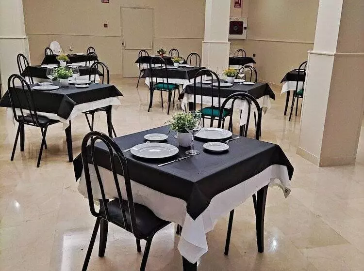 Fotos del hotel Ciudad De Navalcarnero:  14