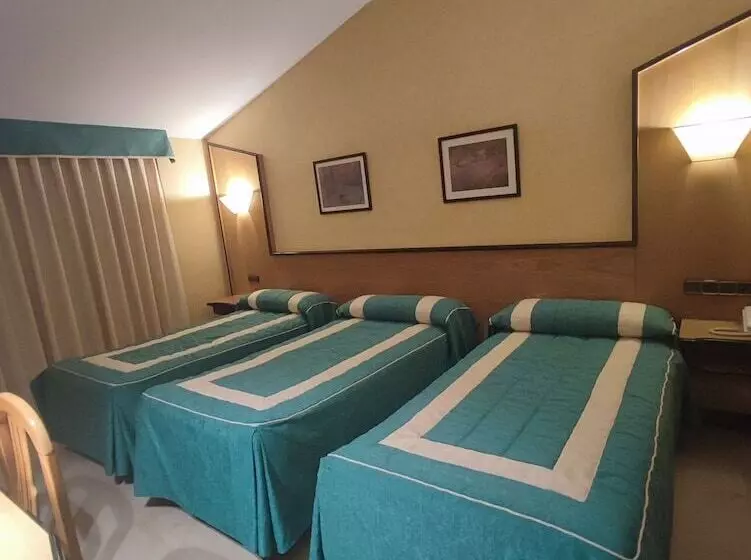 Fotos del hotel Ciudad De Navalcarnero:  12