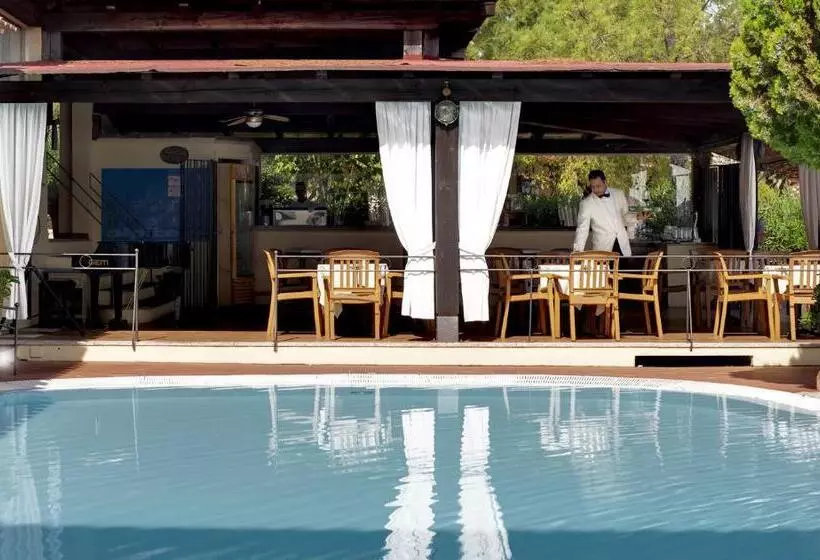 Fotos del hotel Colonna  Du Golf:  6