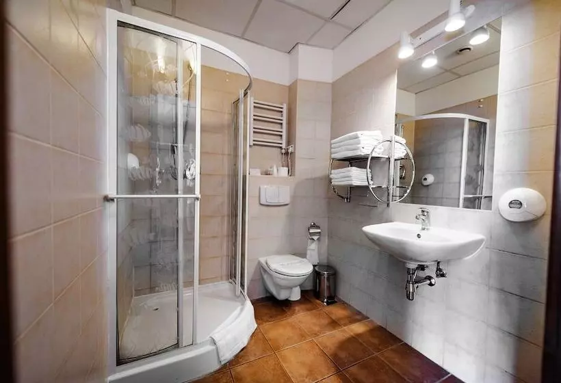 Fotos del hotel Interhouse:  9