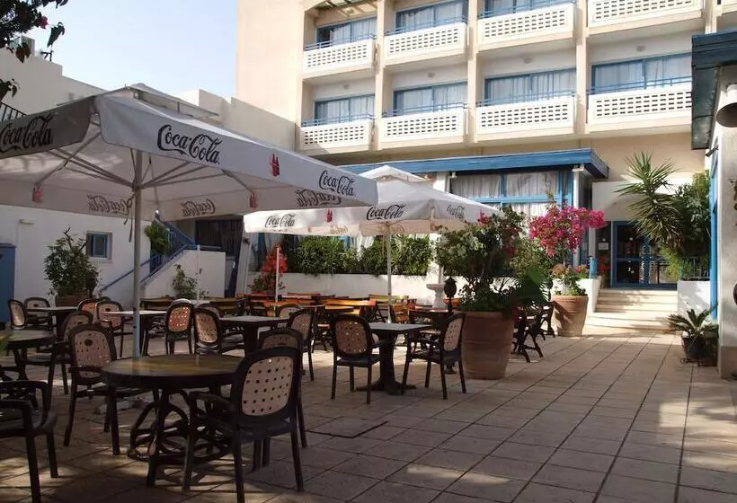 Fotos del hotel Paphiessa:  6