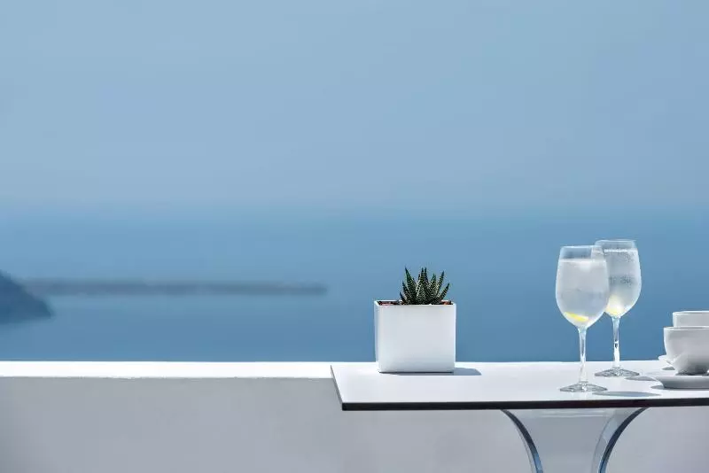 Kasimatis By La Perla – Adults Only