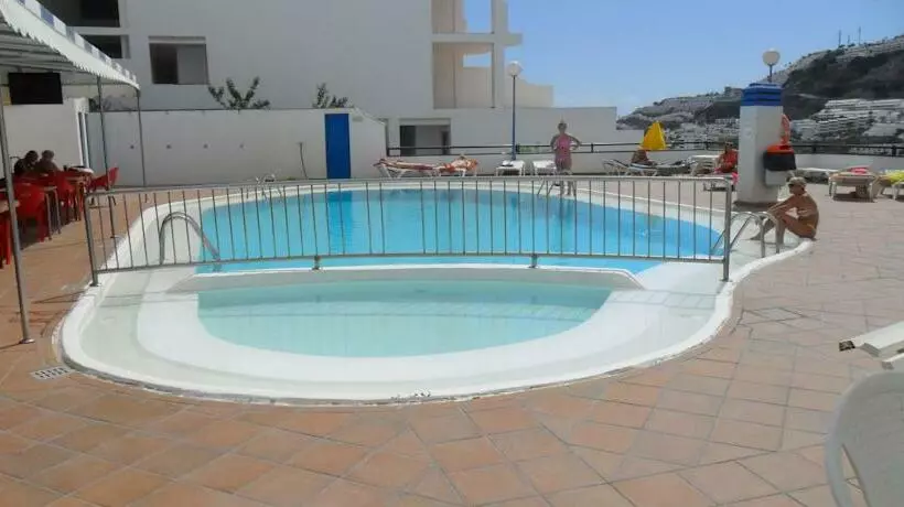 Apartamentos Carlota