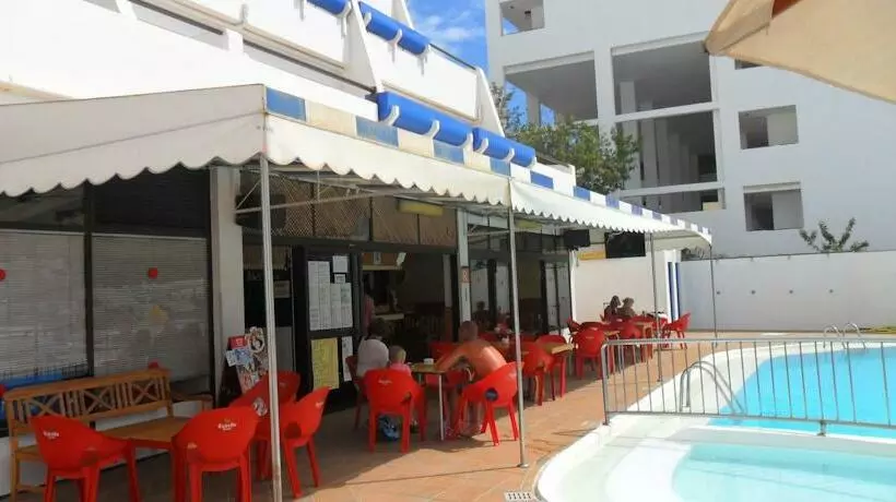 Fotos del hotel Apartamentos Carlota:  11