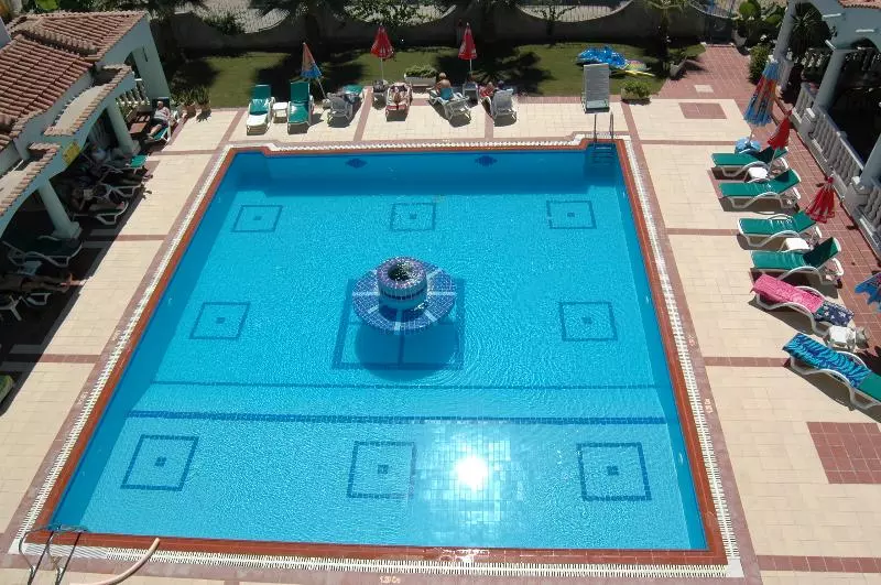 Fotos del hotel Oykun:  3