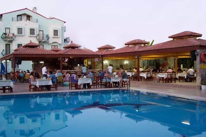 Fotos del hotel Oykun:  9