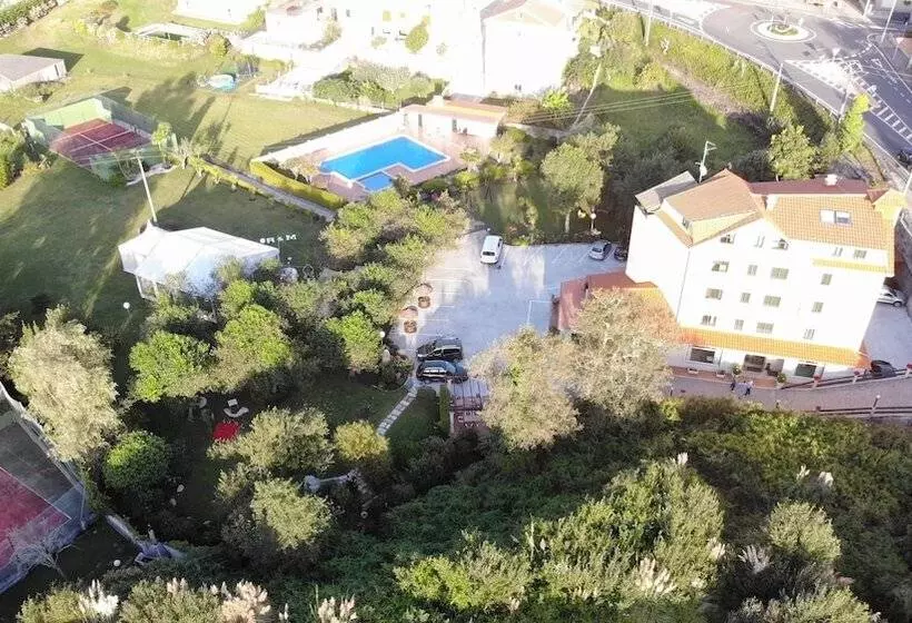 Fotos del hotel Cabo Festiñanza:  11