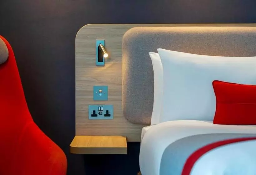 Fotos del hotel Holiday Inn Express Southampton - M27, J7, An Ihg:  24