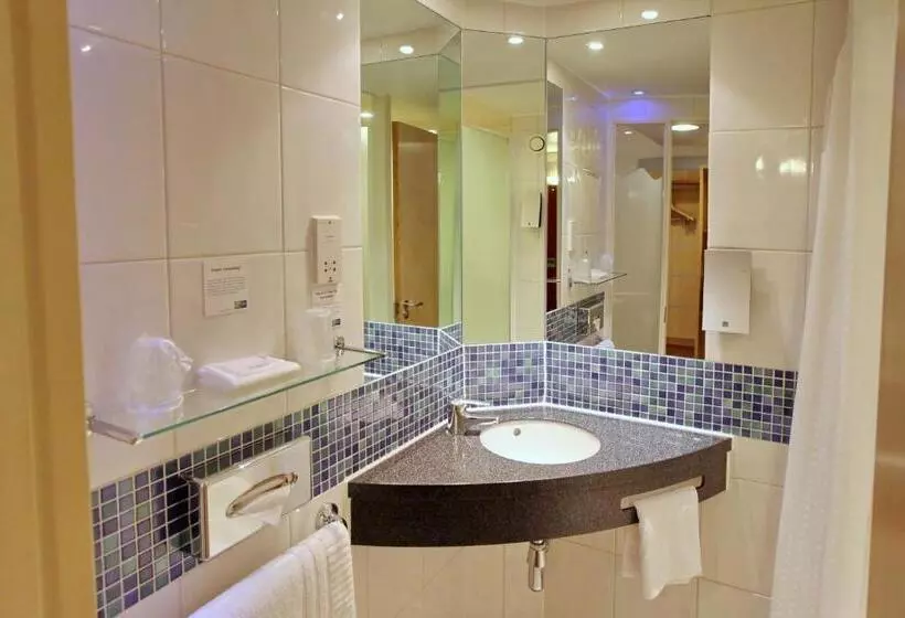 Fotos del hotel Holiday Inn Express Southampton - M27, J7, An Ihg:  11