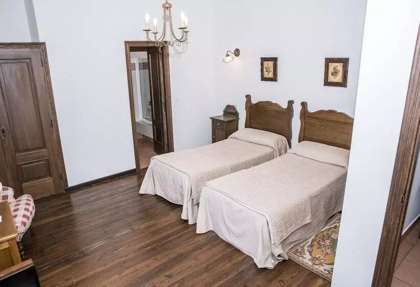 Fotos del hotel Monumento Pazo Do Castro:  1