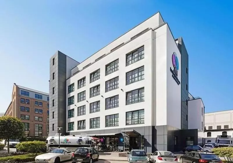 Superbude Altona Paradise