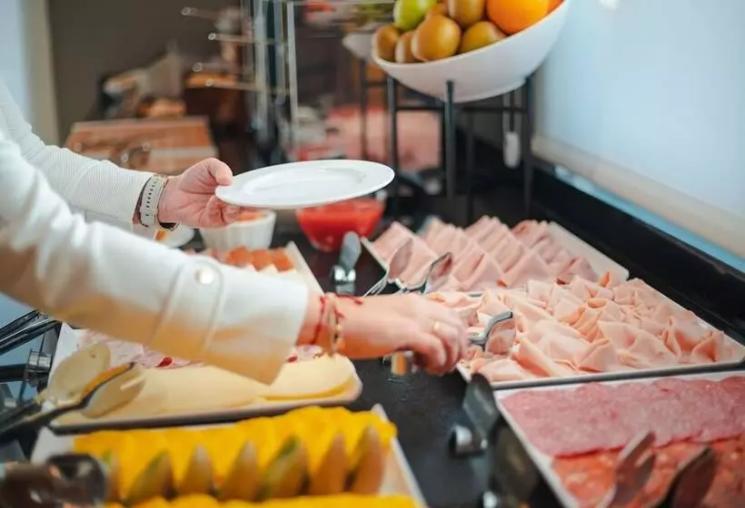 Fotos del hotel Monte Rozas:  3