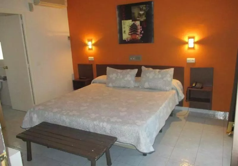 Fotos del hotel Ampuria Inn:  3