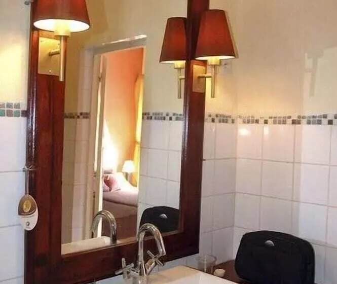 Fotos del hotel Hôtel De La Poste:  9