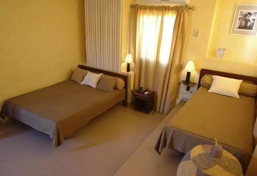 Fotos del hotel Hôtel De La Poste:  18