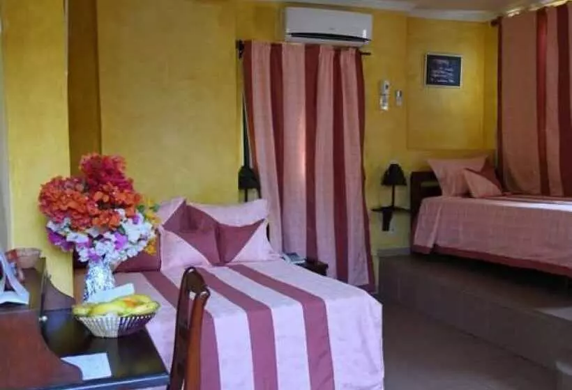 Fotos del hotel Hôtel De La Poste:  16