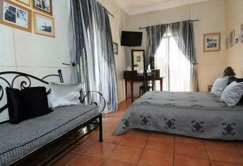 Fotos del hotel Hôtel De La Poste:  21