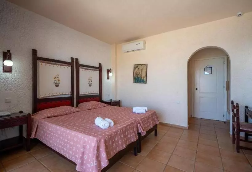 Fotos del hotel Lefkoniko Bay:  22