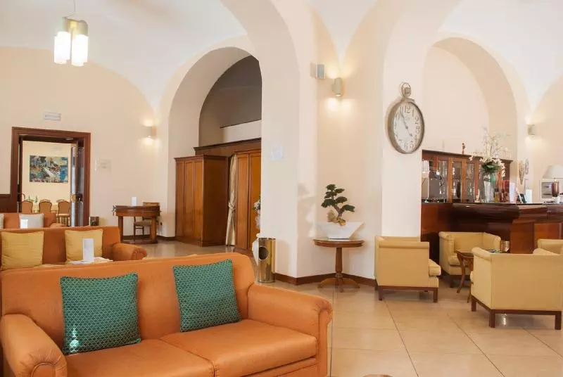 Fotos del hotel Le Cheminee Business:  2