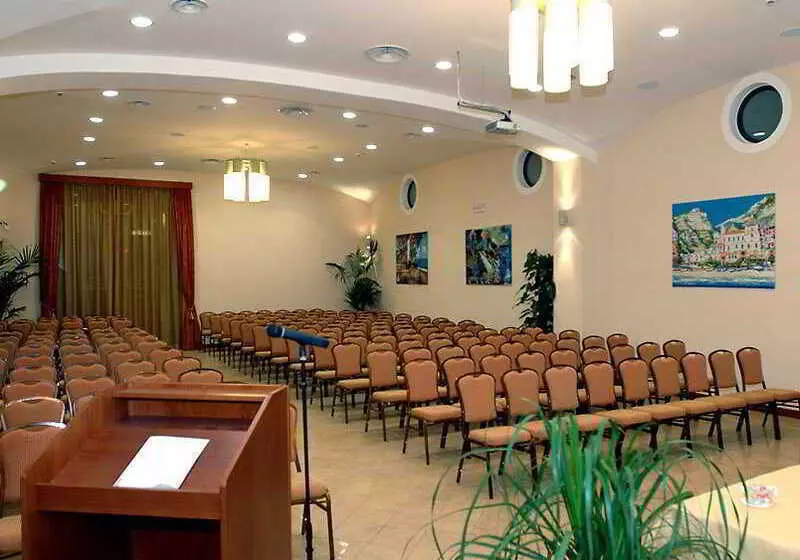 Fotos del hotel Le Cheminee Business:  25