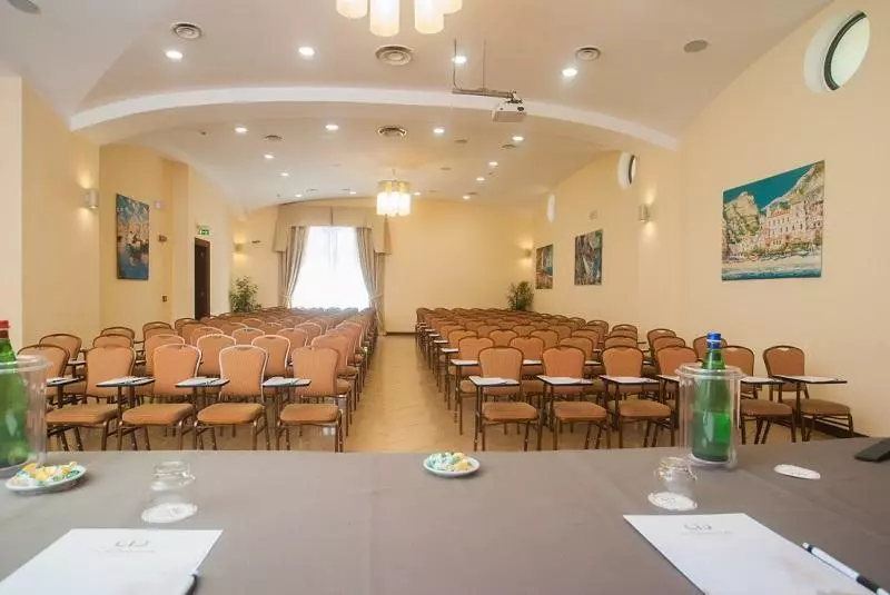 Fotos del hotel Le Cheminee Business:  23