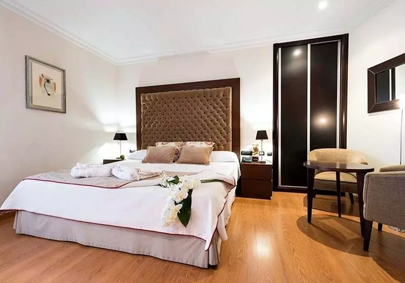 Fotos del hotel Fc Infantas De León:  9