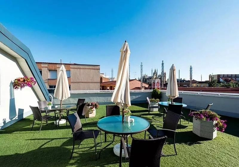 Fotos del hotel Fc Infantas De León:  20