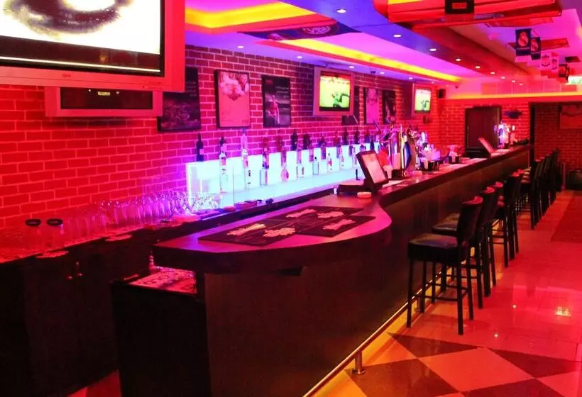 Fotos del hotel Fortune Karama:  38