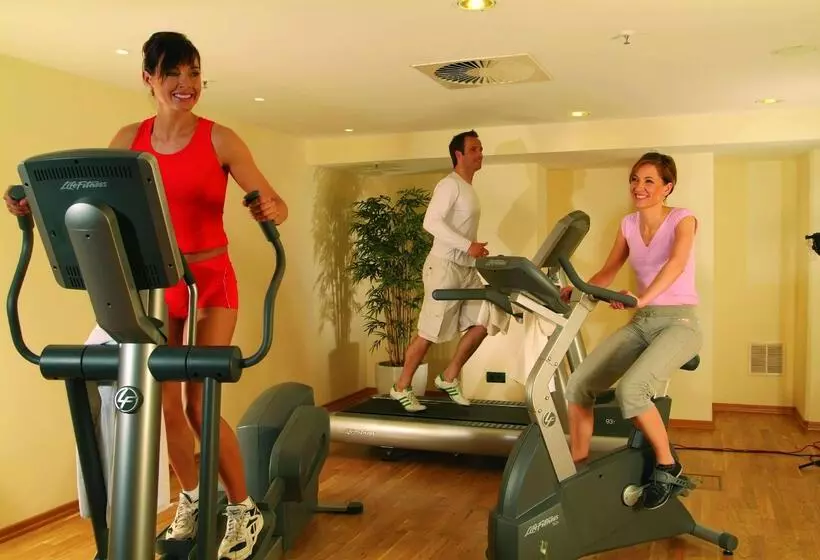 Fotos del hotel Maritim  Dresden:  13