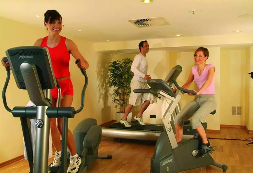 Fotos del hotel Maritim  Dresden:  5