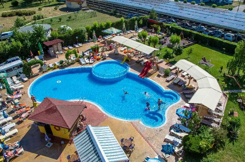 Fotos del hotel Hotel Trakia Garden:  2