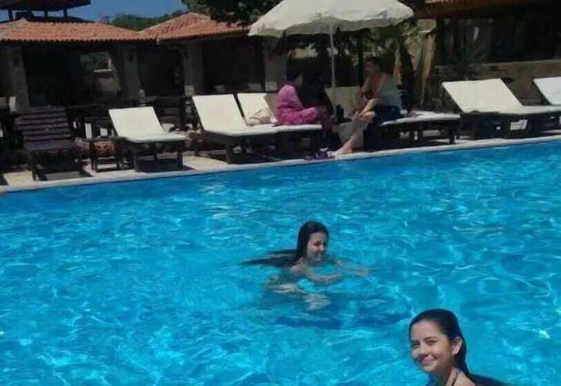 Fotos del hotel Esat Otel:  16