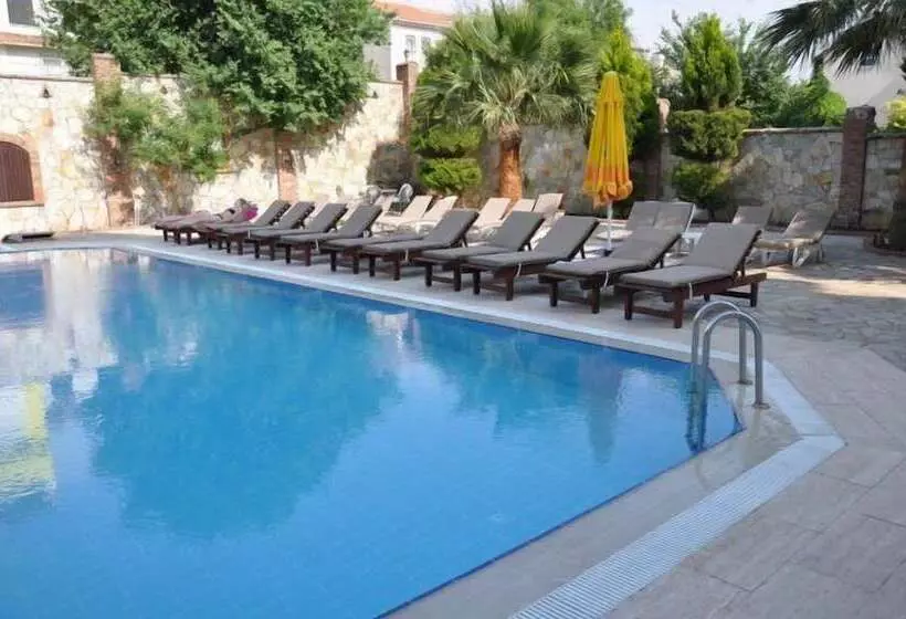 Fotos del hotel Esat Otel:  10