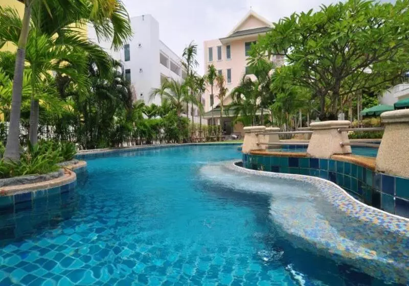 Fotos del hotel Baan Karonburi Resort:  11