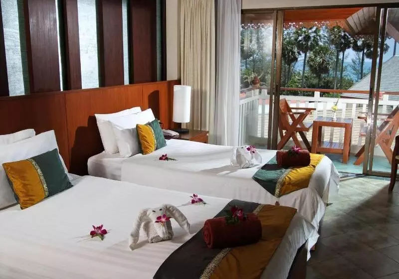 Baan Karonburi Resort