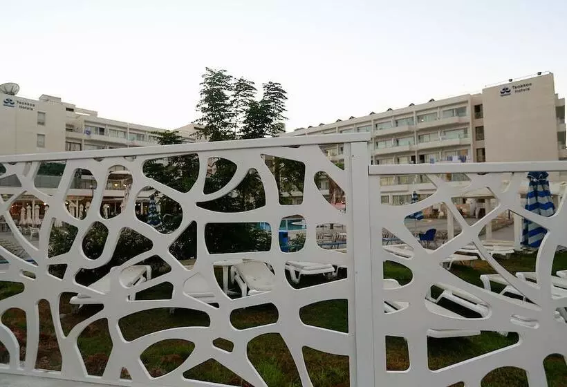 Fotos del hotel Odessa Beach:  18