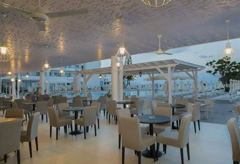 Fotos del hotel Odessa Beach:  19