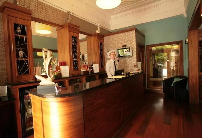 Fotos del hotel Acorn Hotel:  3