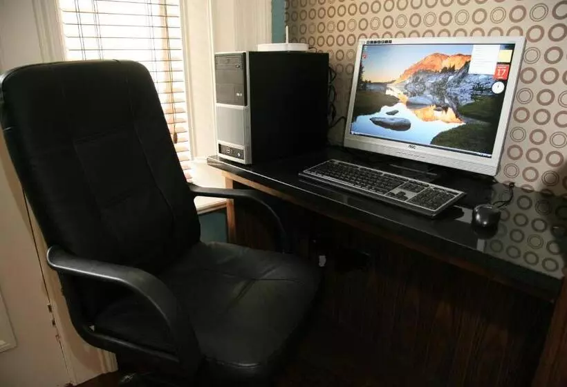 Fotos del hotel Acorn Hotel:  5