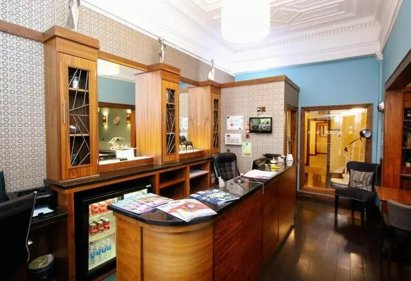 Fotos del hotel Acorn Hotel:  8