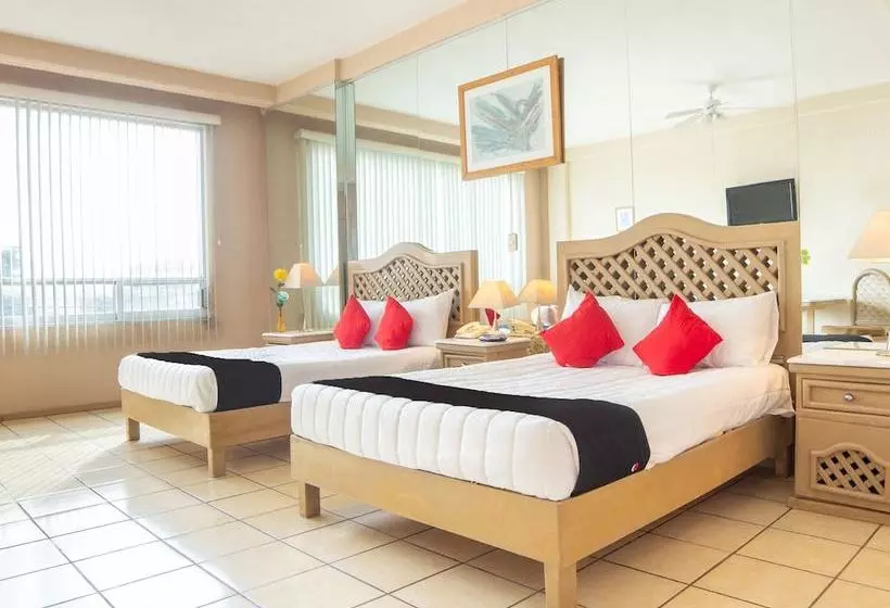 Fotos del hotel Capital O  Villa Monini:  6