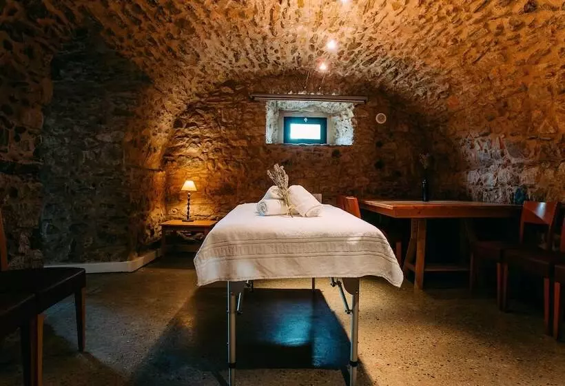 Fotos del hotel Arcs De Monells - Adults Only:  3