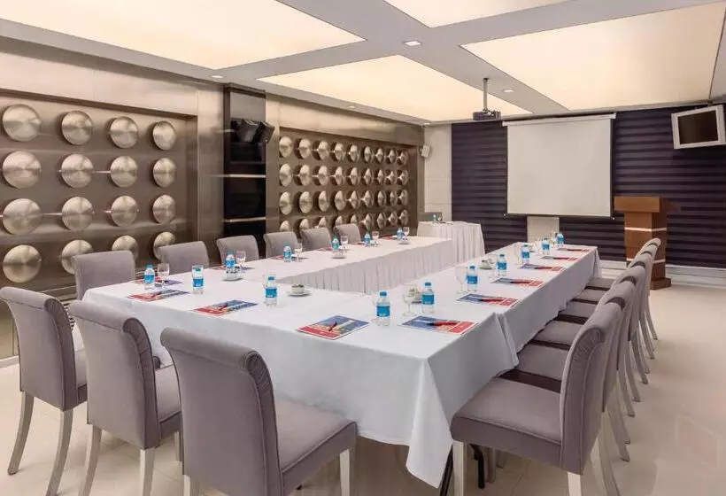 Fotos del hotel Ramada By Wyndham Ankara:  3