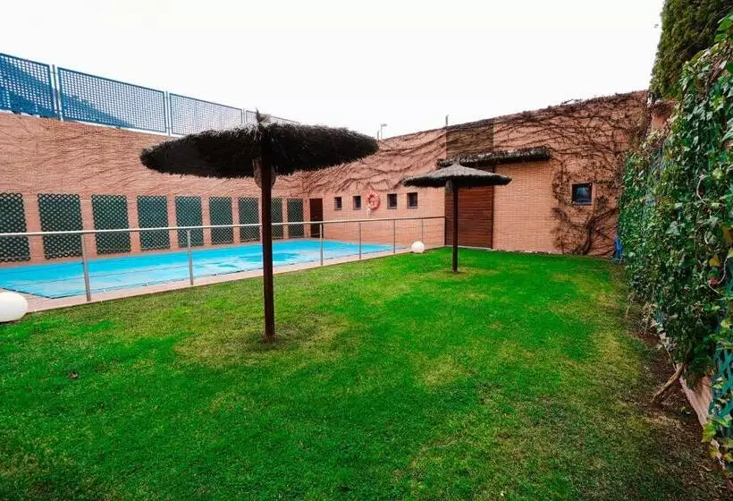 Fotos del hotel 197253:  9