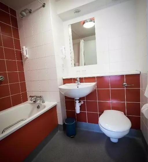 Fotos del hotel Travelodge Limerick:  5