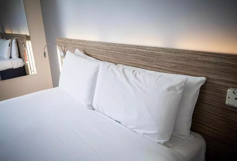 Fotos del hotel Travelodge Limerick:  23