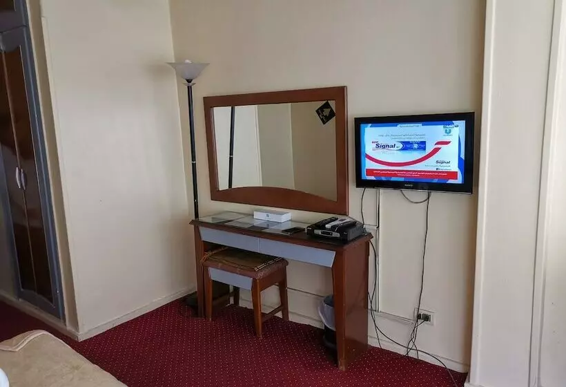 Fotos del hotel Caroline Crillon:  12