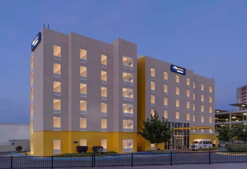 City Express Chihuahua