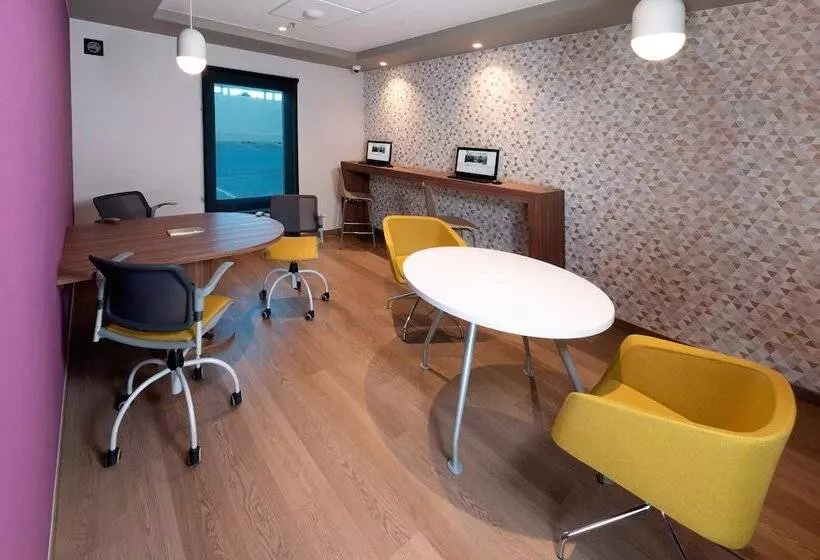 Fotos del hotel City Express Chihuahua:  15